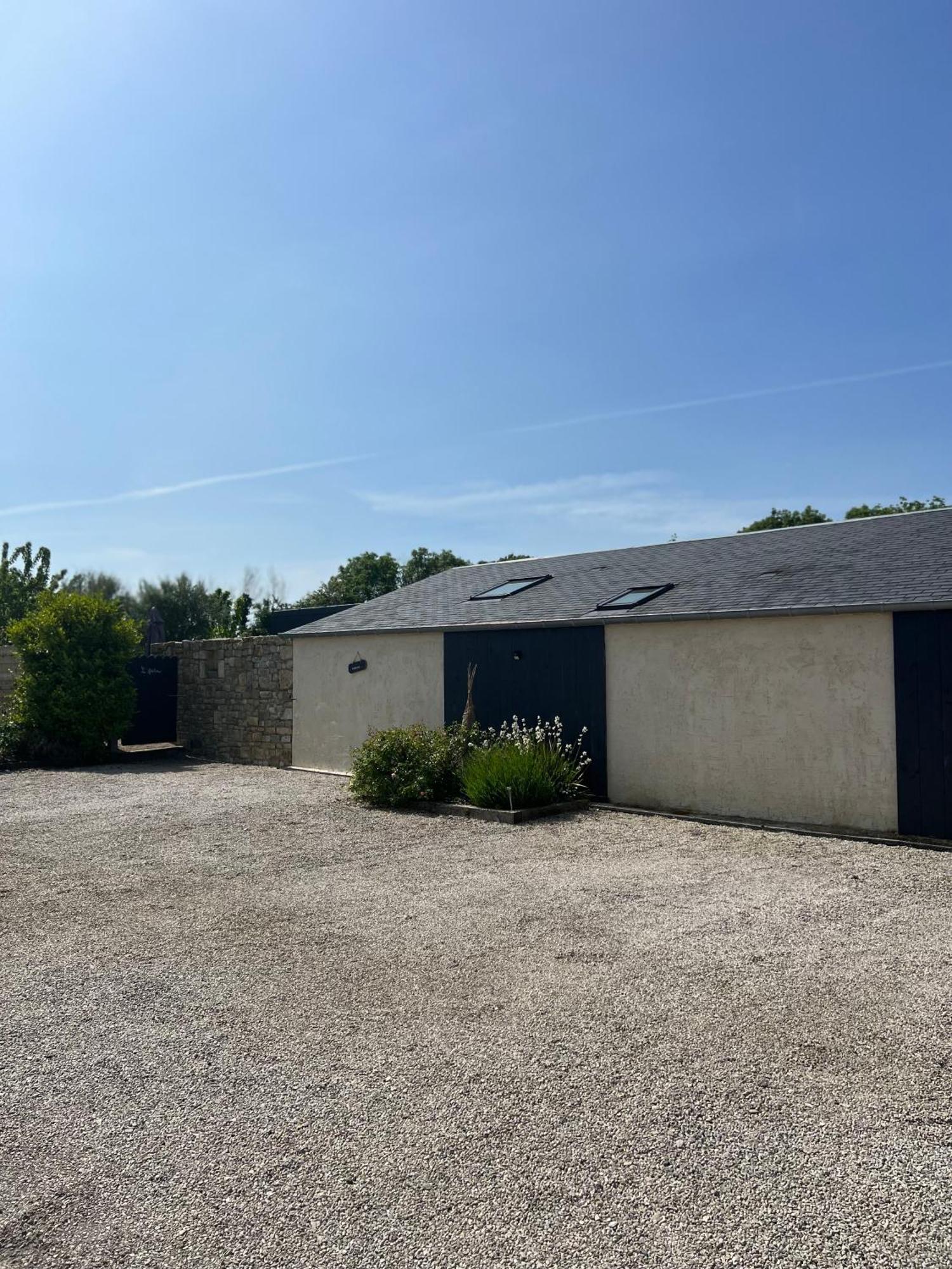 L'Atelier, Dependance De Charme, Ste Mere Eglise Sainte-Mere-Eglise Exterior photo